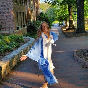 Meet your Posher, Allison